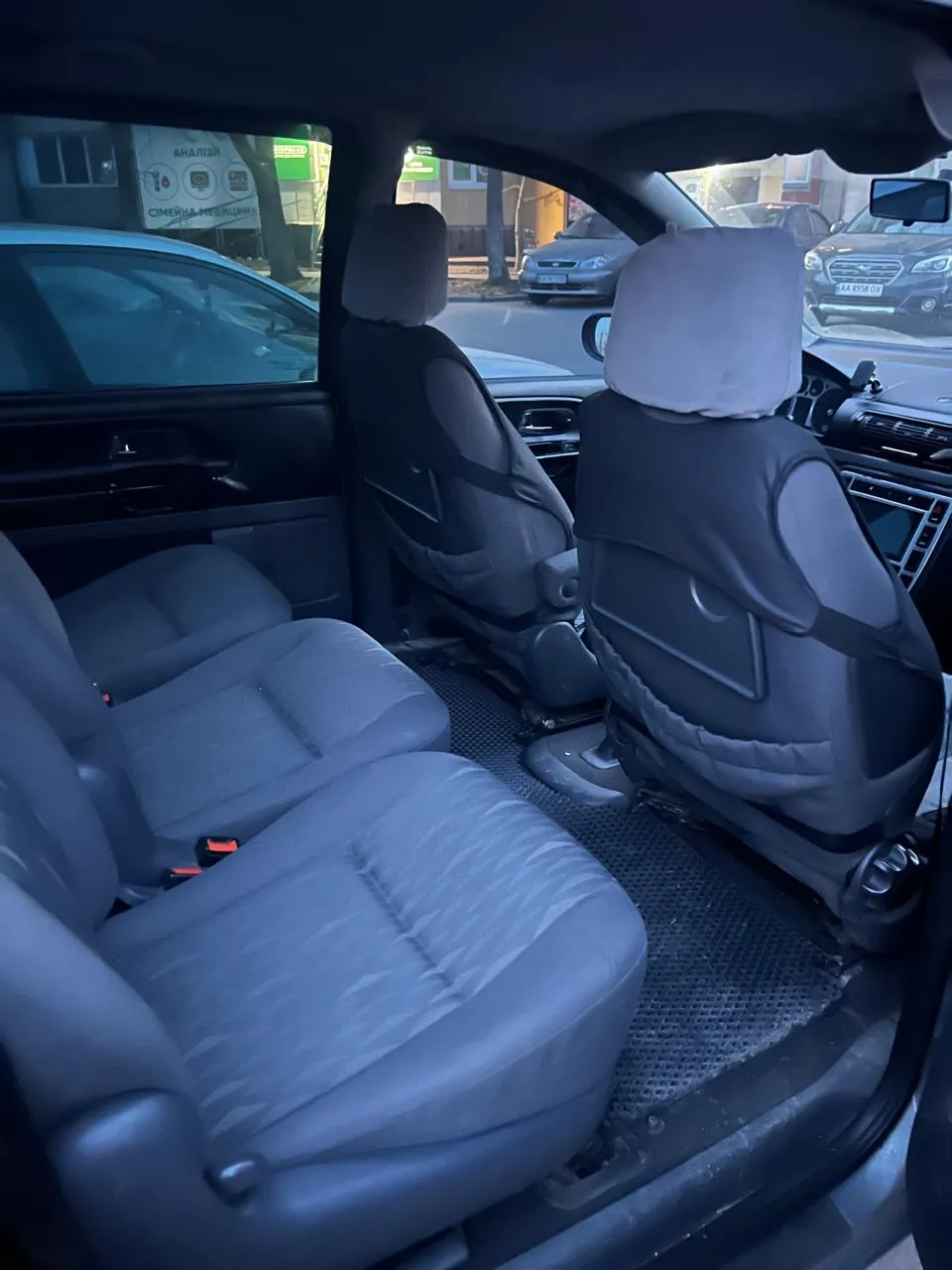 Ford Galaxy - фото 8