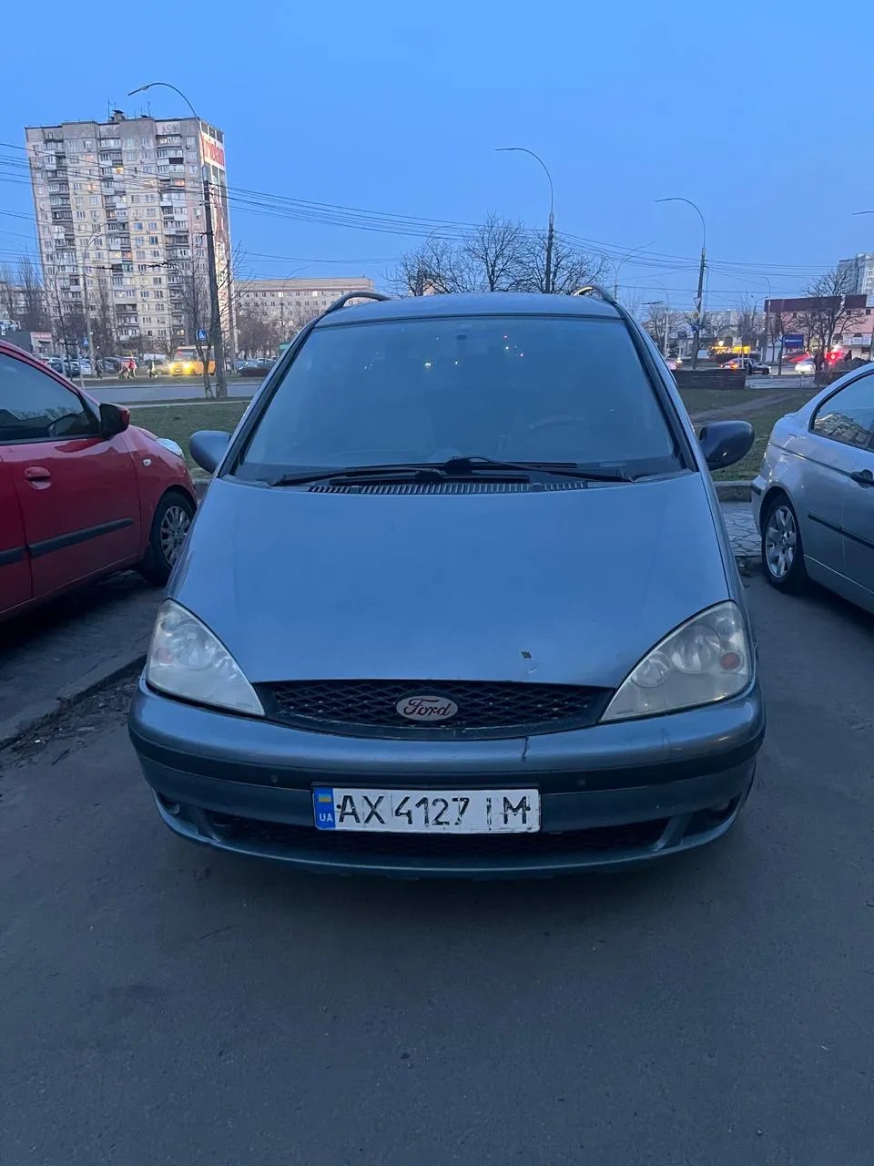 Ford Galaxy - фото 1