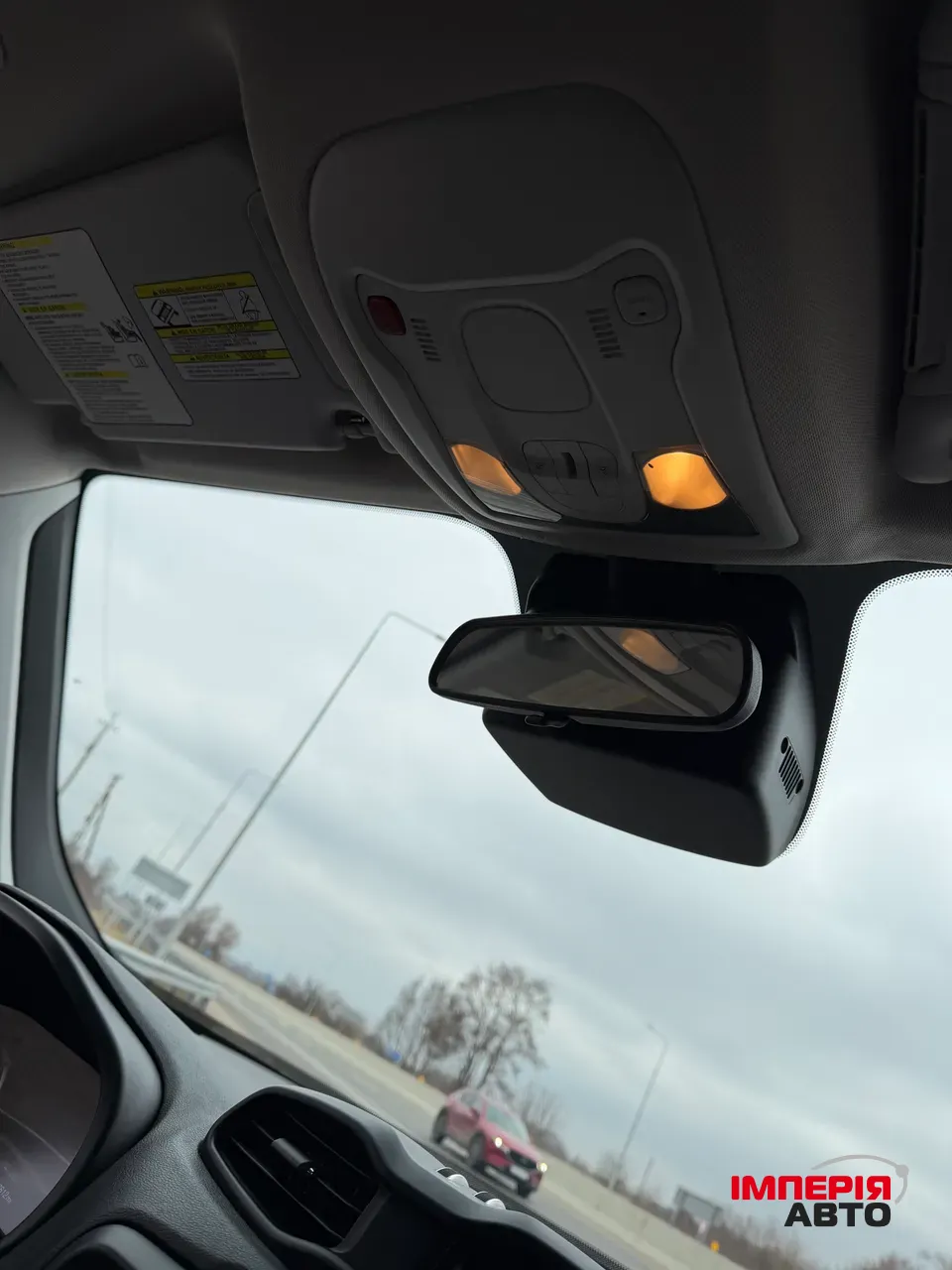 Jeep Renegade - фото 19