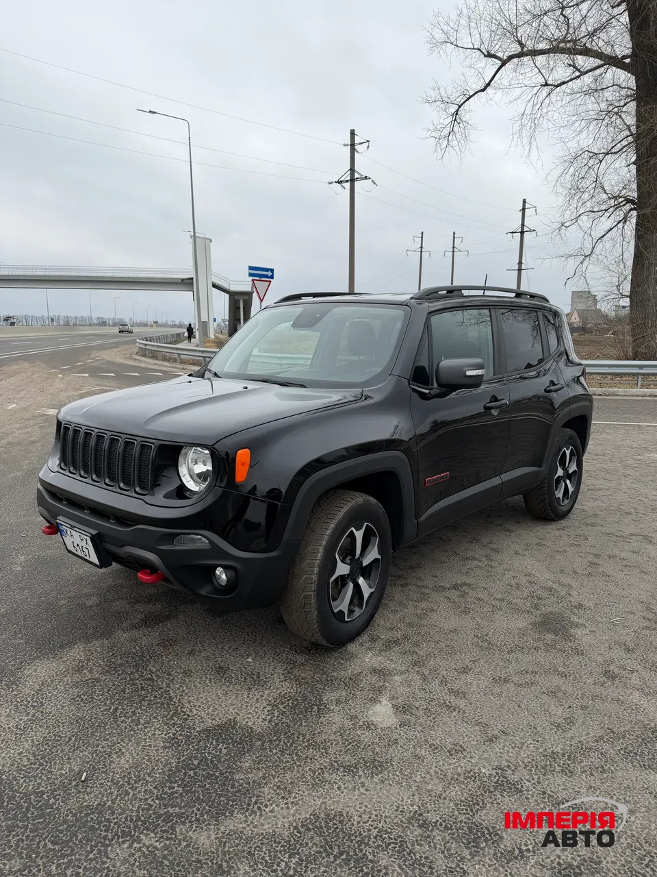 Jeep Renegade - фото 1