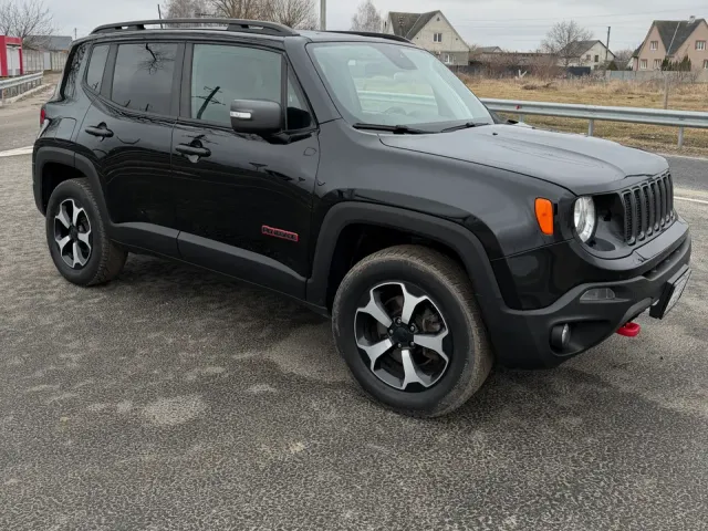 Jeep Renegade - фото 3