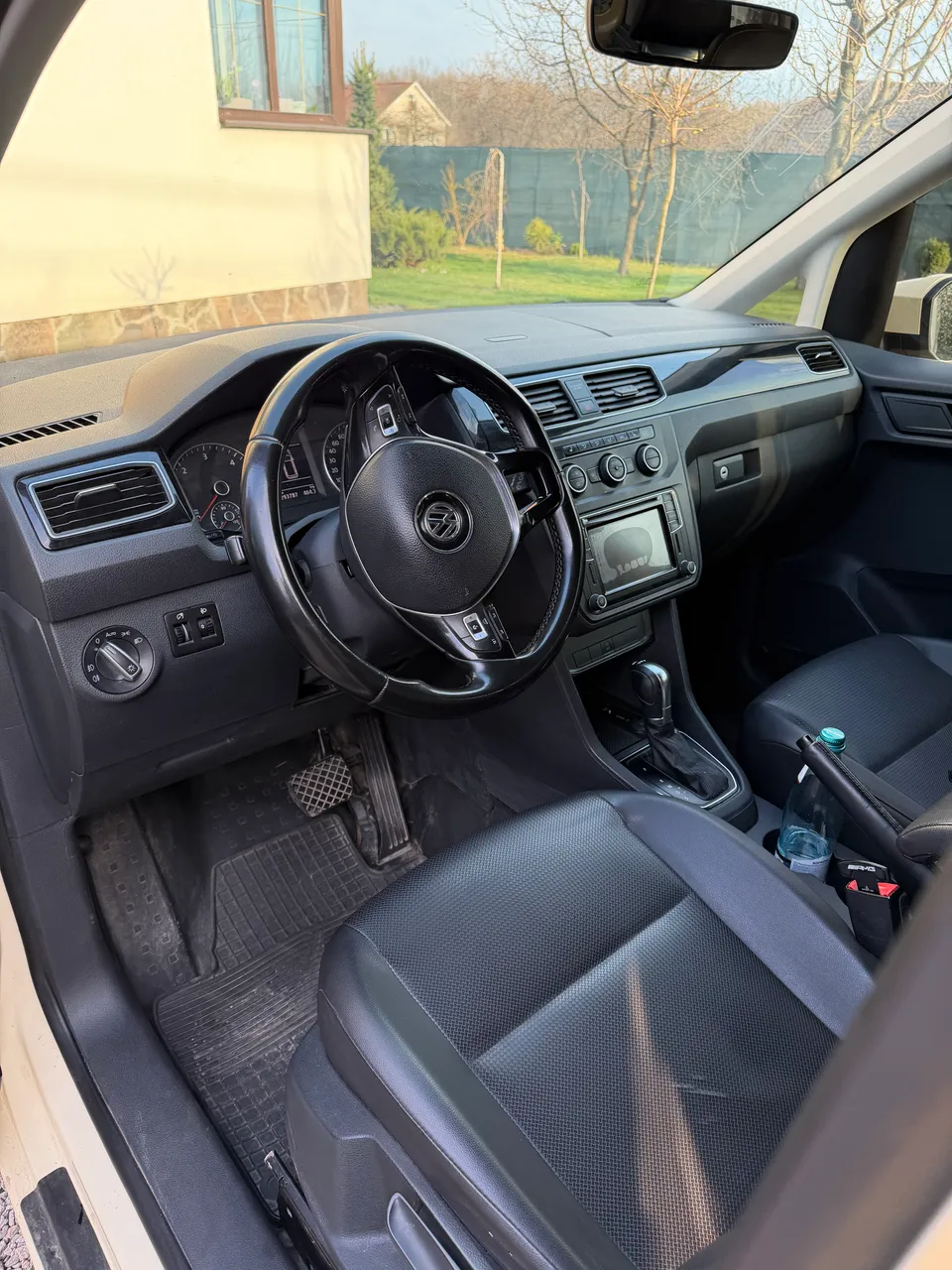 Volkswagen Caddy - фото 6