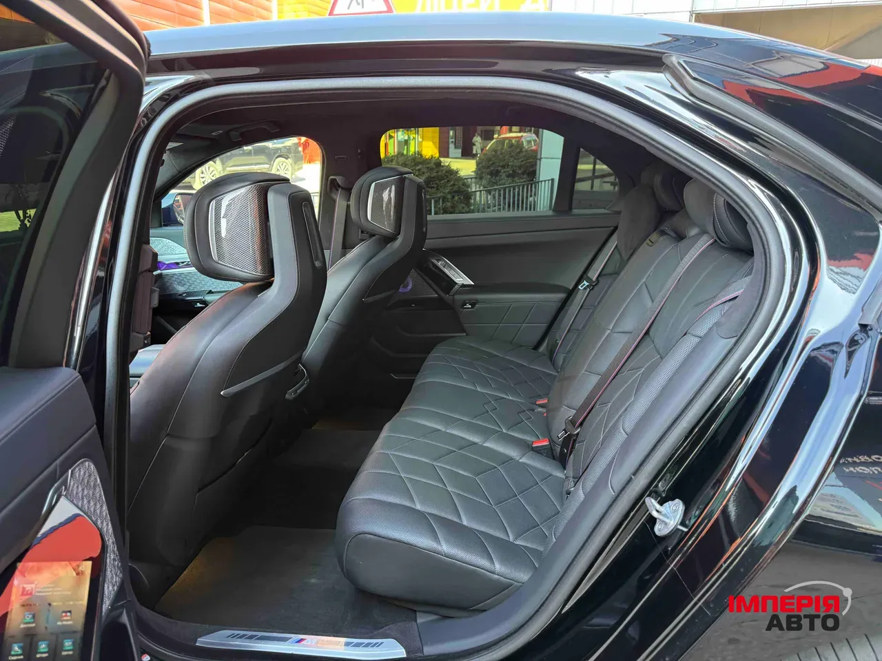 BMW 7 серії - фото 50