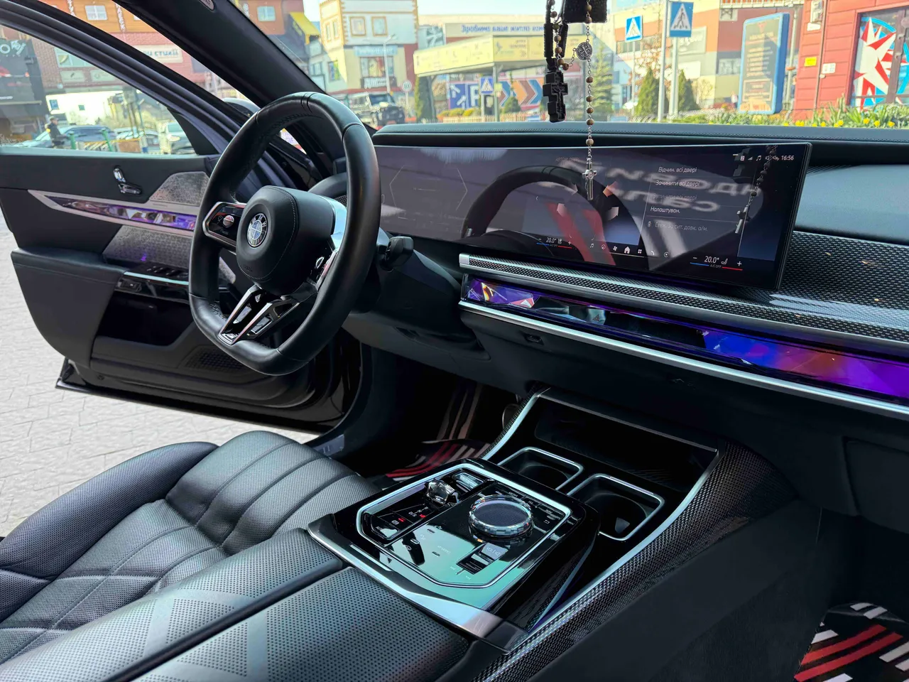 BMW 7 серії - фото 71