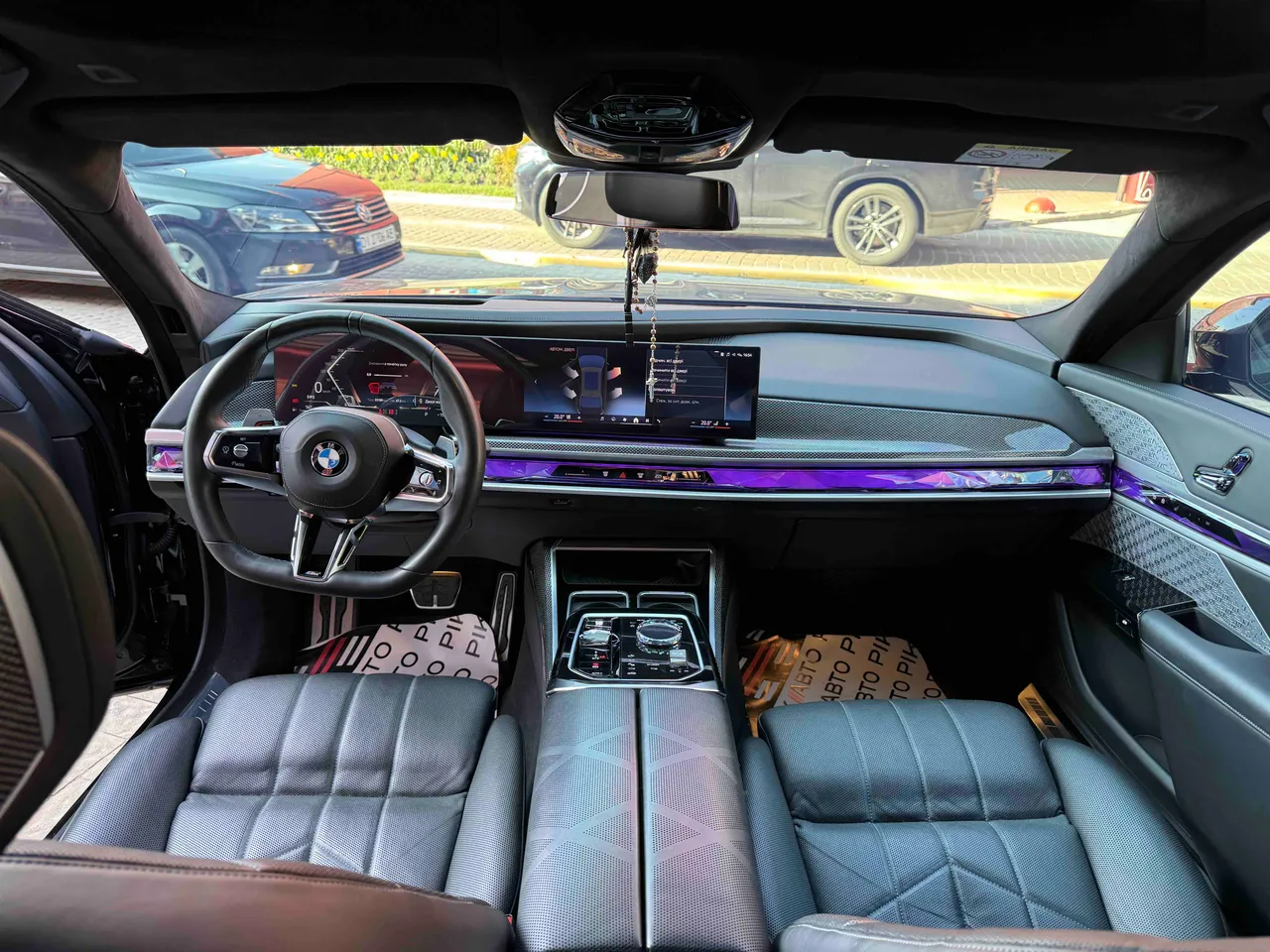 BMW 7 серії - фото 55