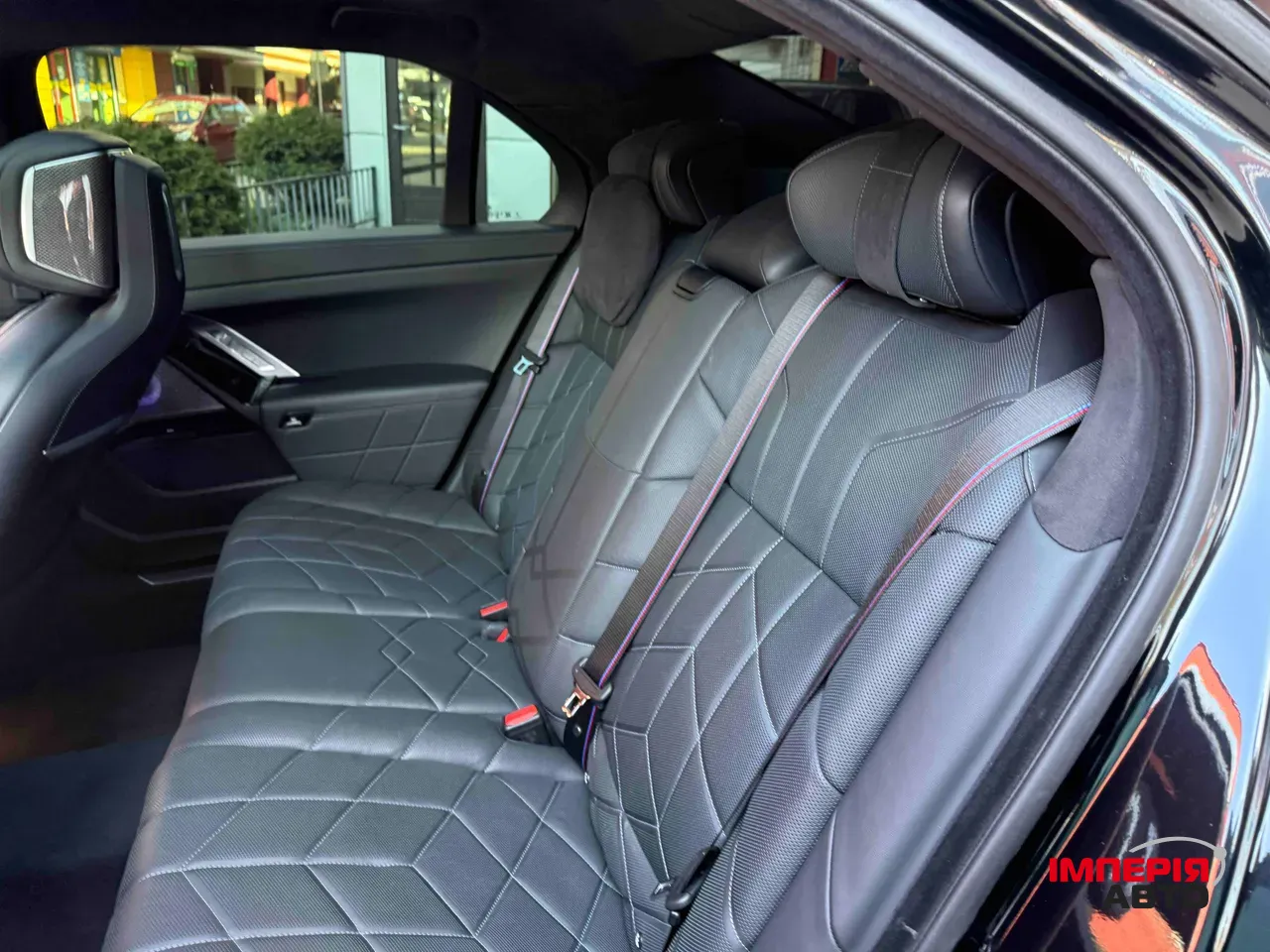 BMW 7 серії - фото 51