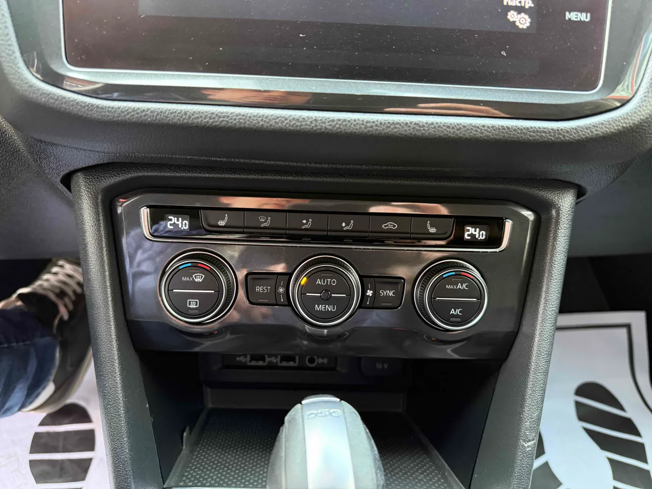 Volkswagen Tiguan - фото 27