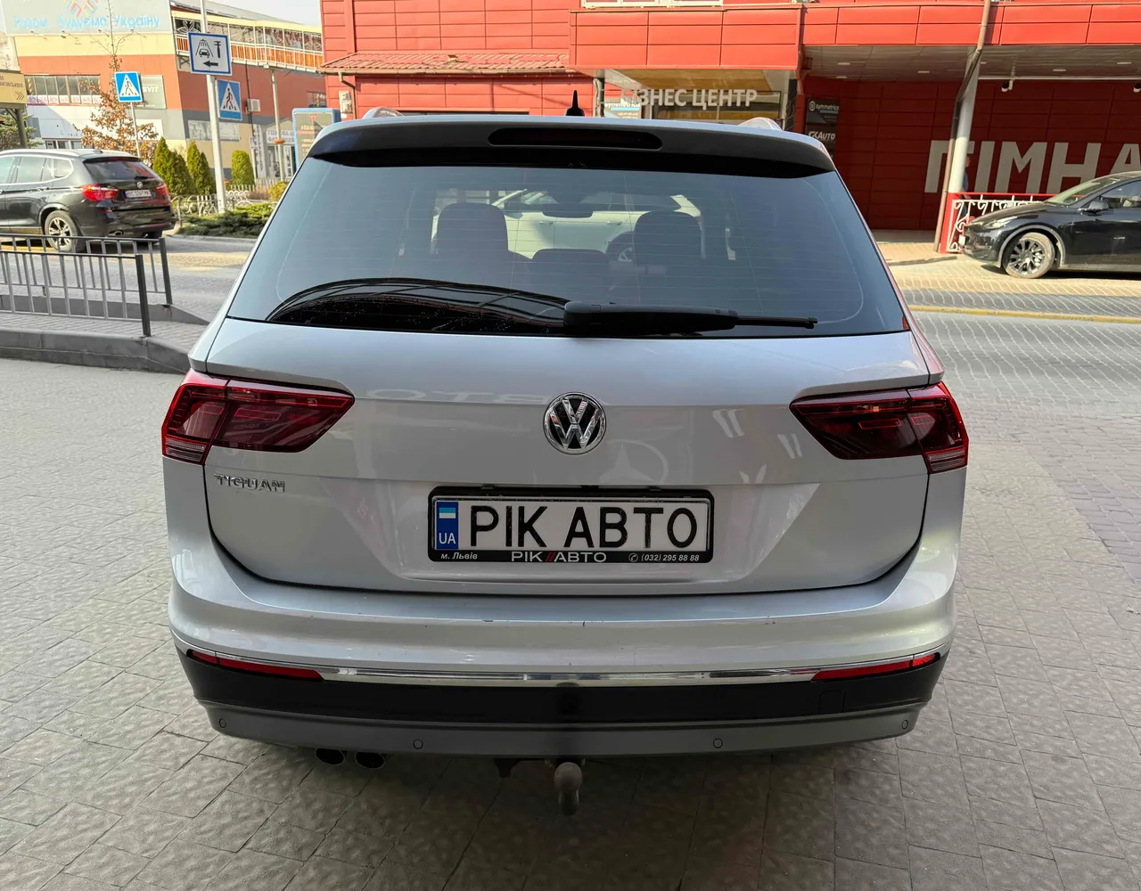 Volkswagen Tiguan - фото 7