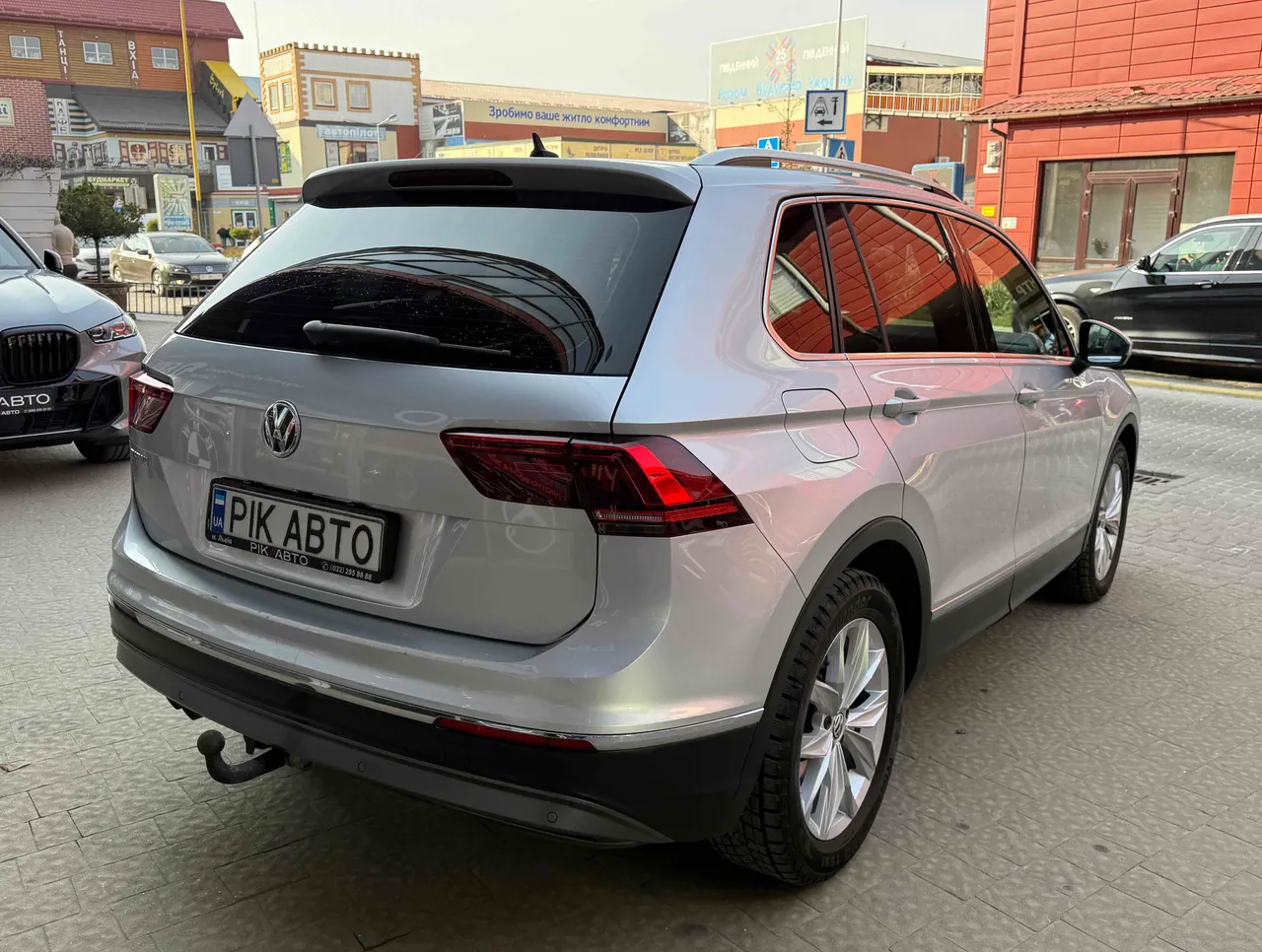 Volkswagen Tiguan - фото 6