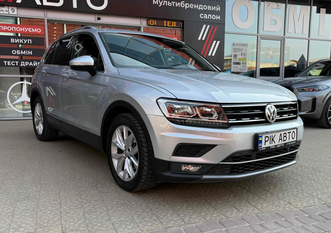 Volkswagen Tiguan - фото 4