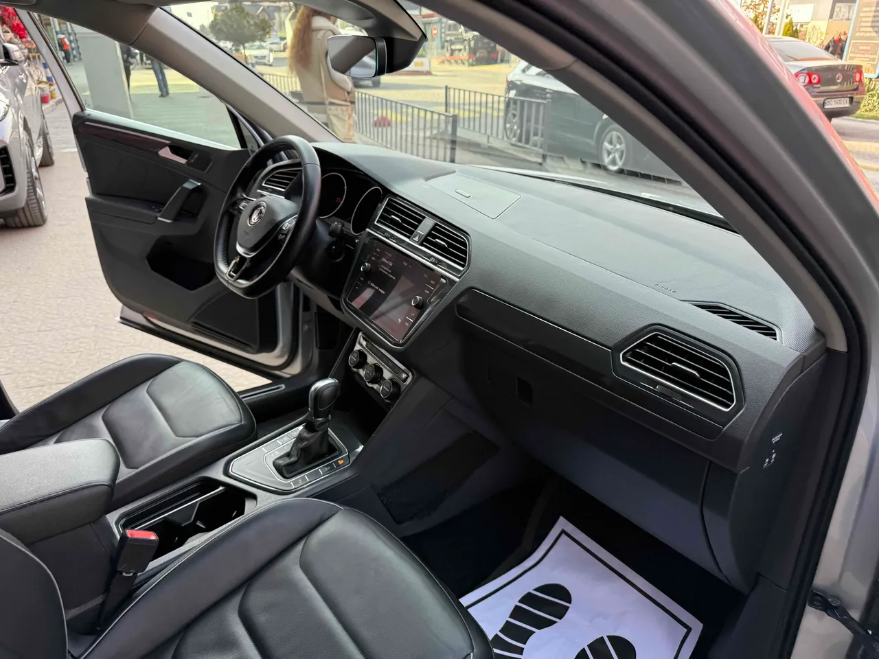 Volkswagen Tiguan - фото 46