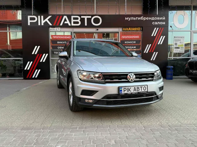 Volkswagen Tiguan - фото 1