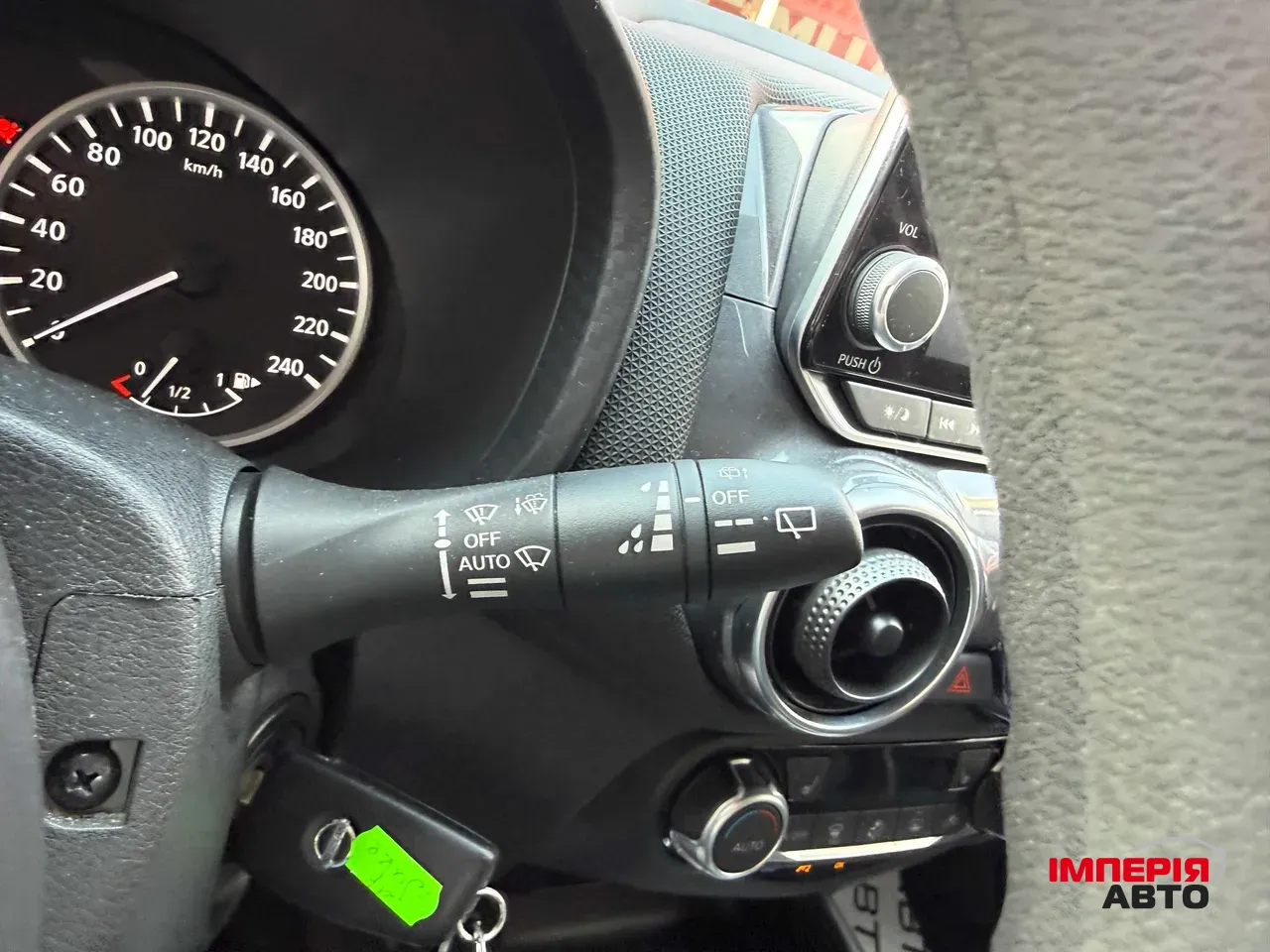 Nissan Juke - фото 21