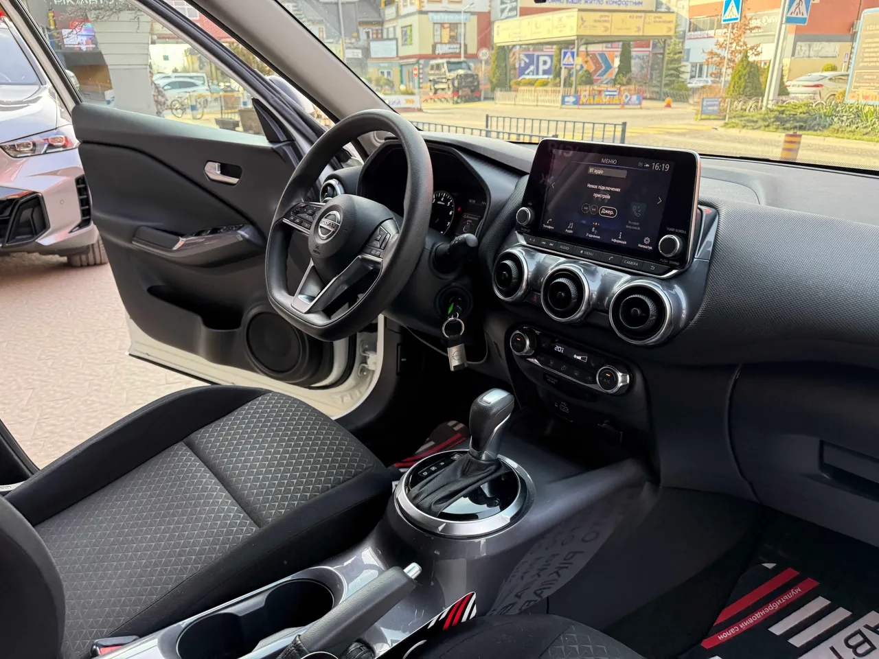 Nissan Juke - фото 42