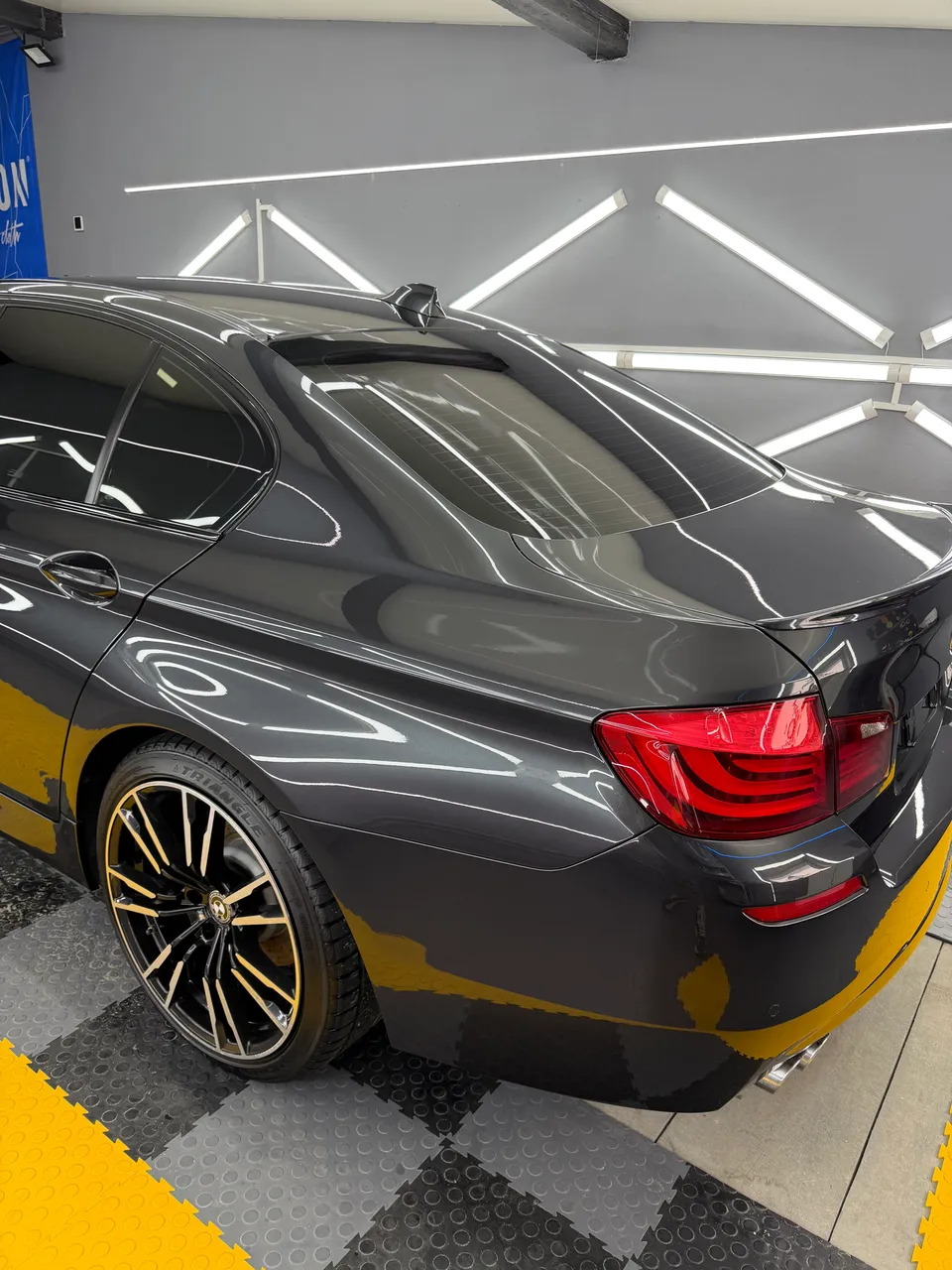 BMW 5 серії - фото 28