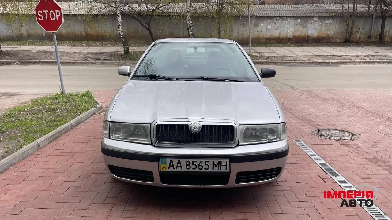 Skoda Octavia - фото 8