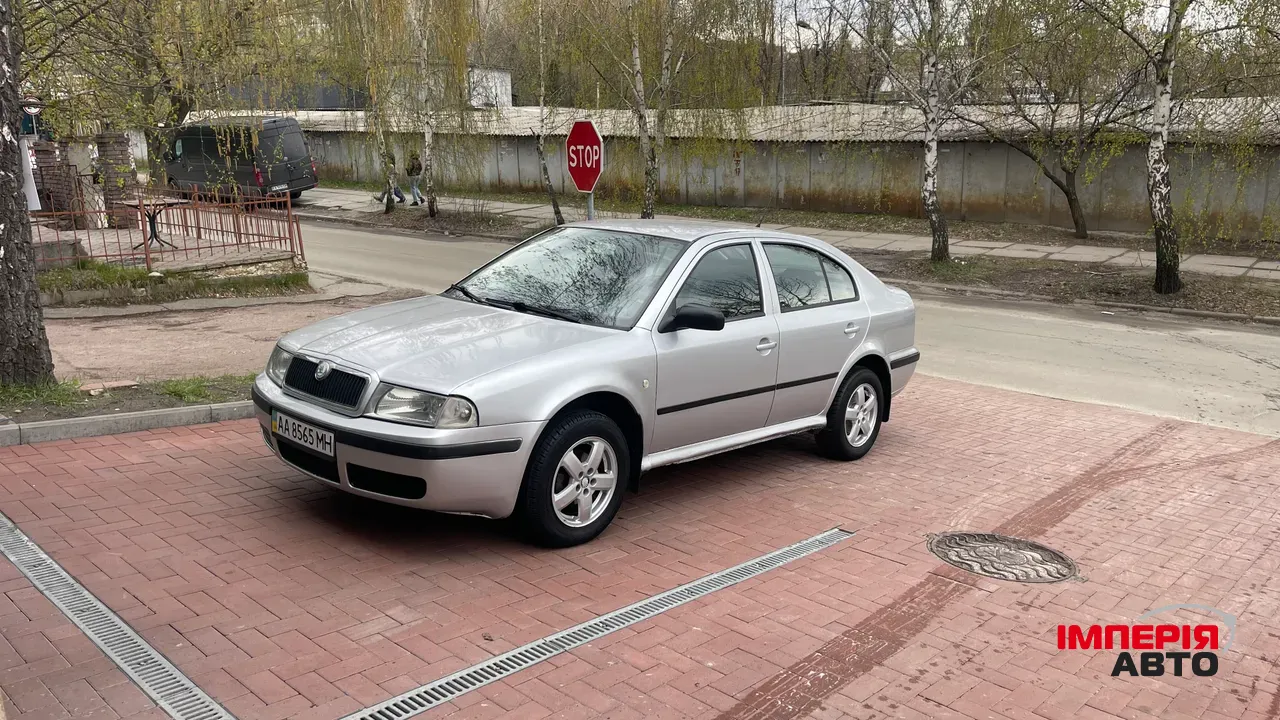 Skoda Octavia - фото 1