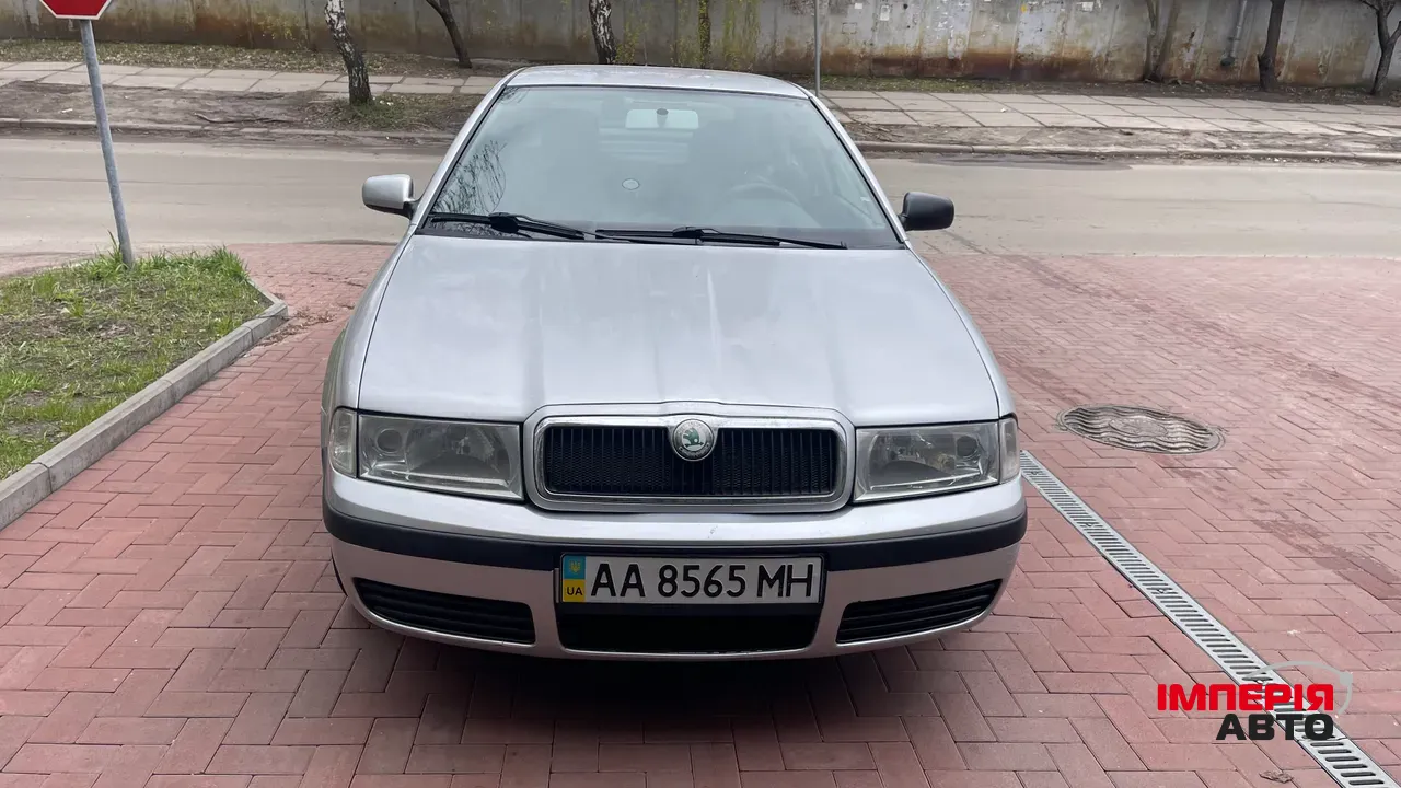 Skoda Octavia - фото 4