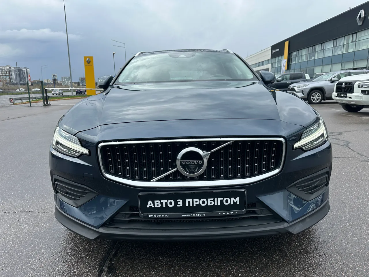 Volvo V60 Cross Country - фото 2