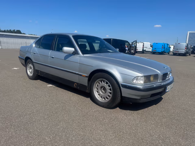 BMW 7 серії 1998, Київ, $10 000 - зображення 4