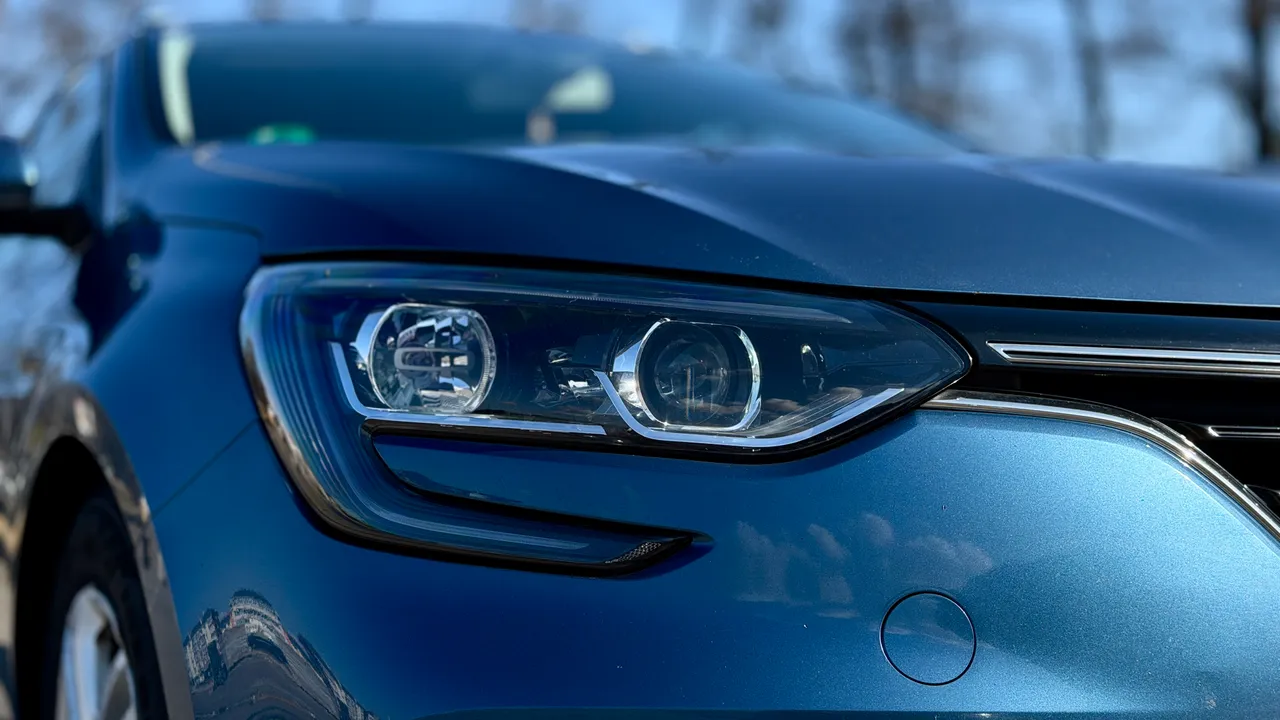 Renault Megane - фото 5