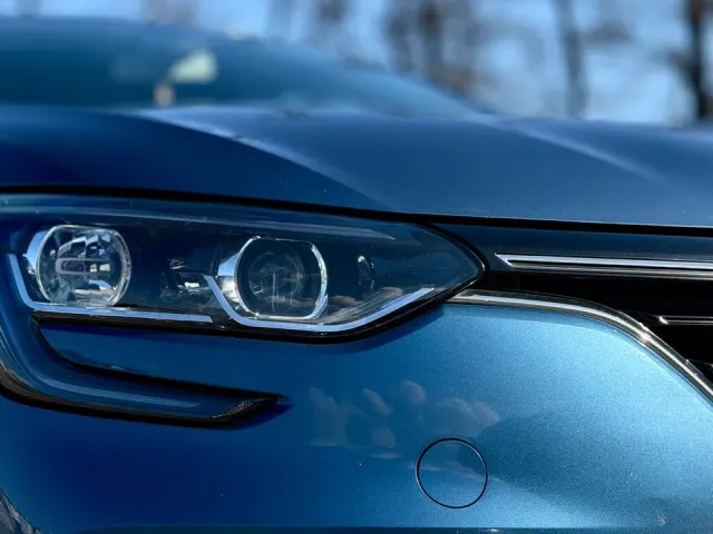 Renault Megane - фото 5