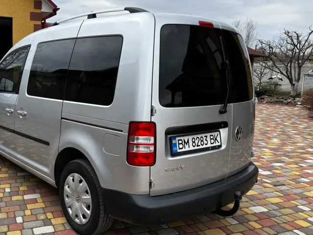 Volkswagen Caddy - фото 4