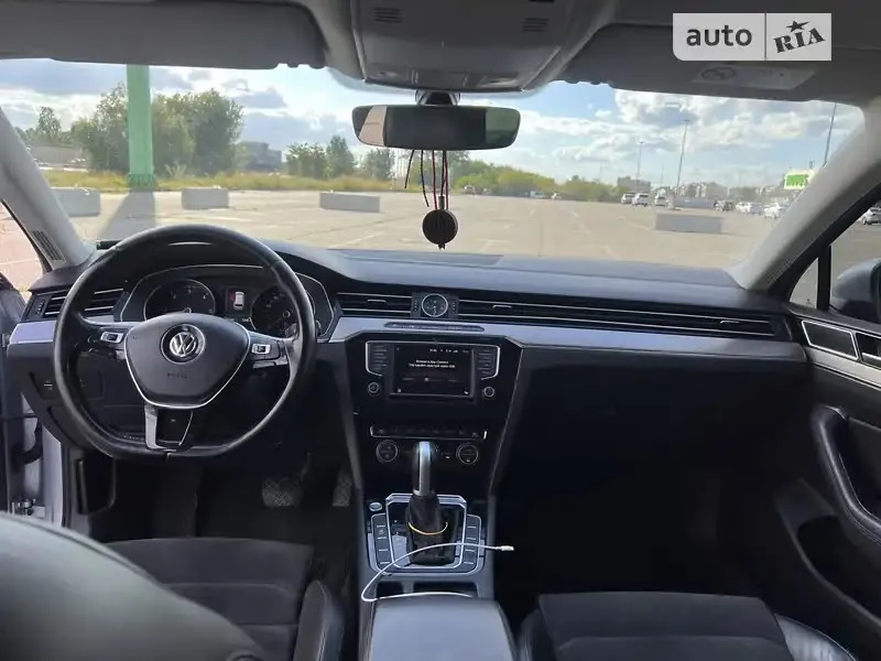 Volkswagen Passat - фото 10