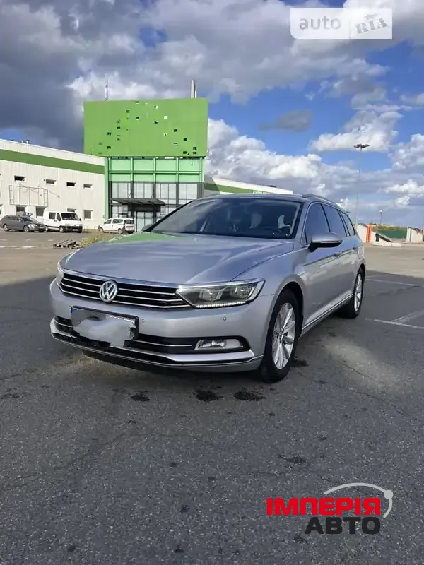 Volkswagen Passat - фото 1