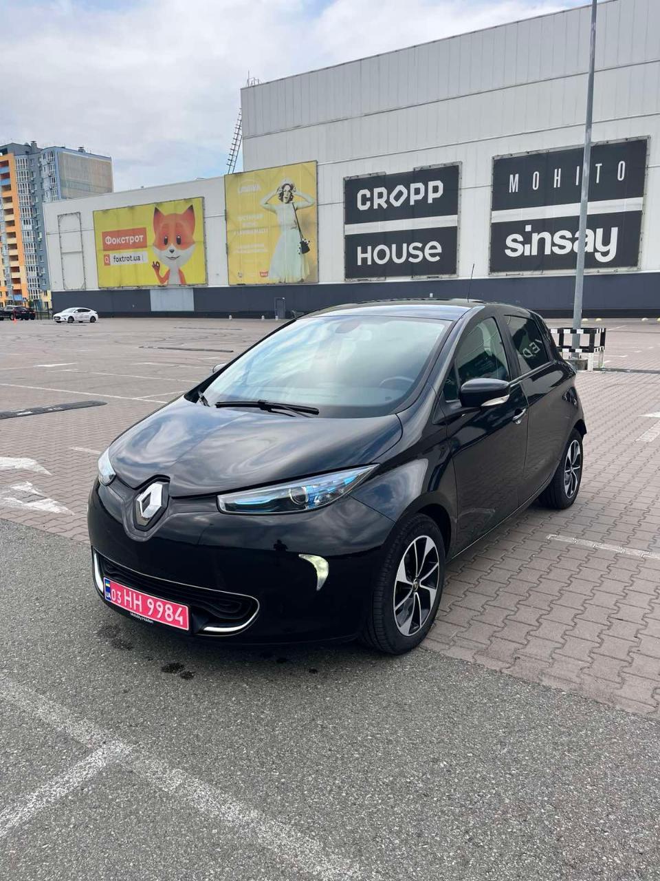 Renault ZOE - фото 4
