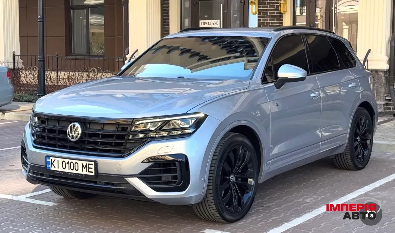 Volkswagen Touareg - фото 1
