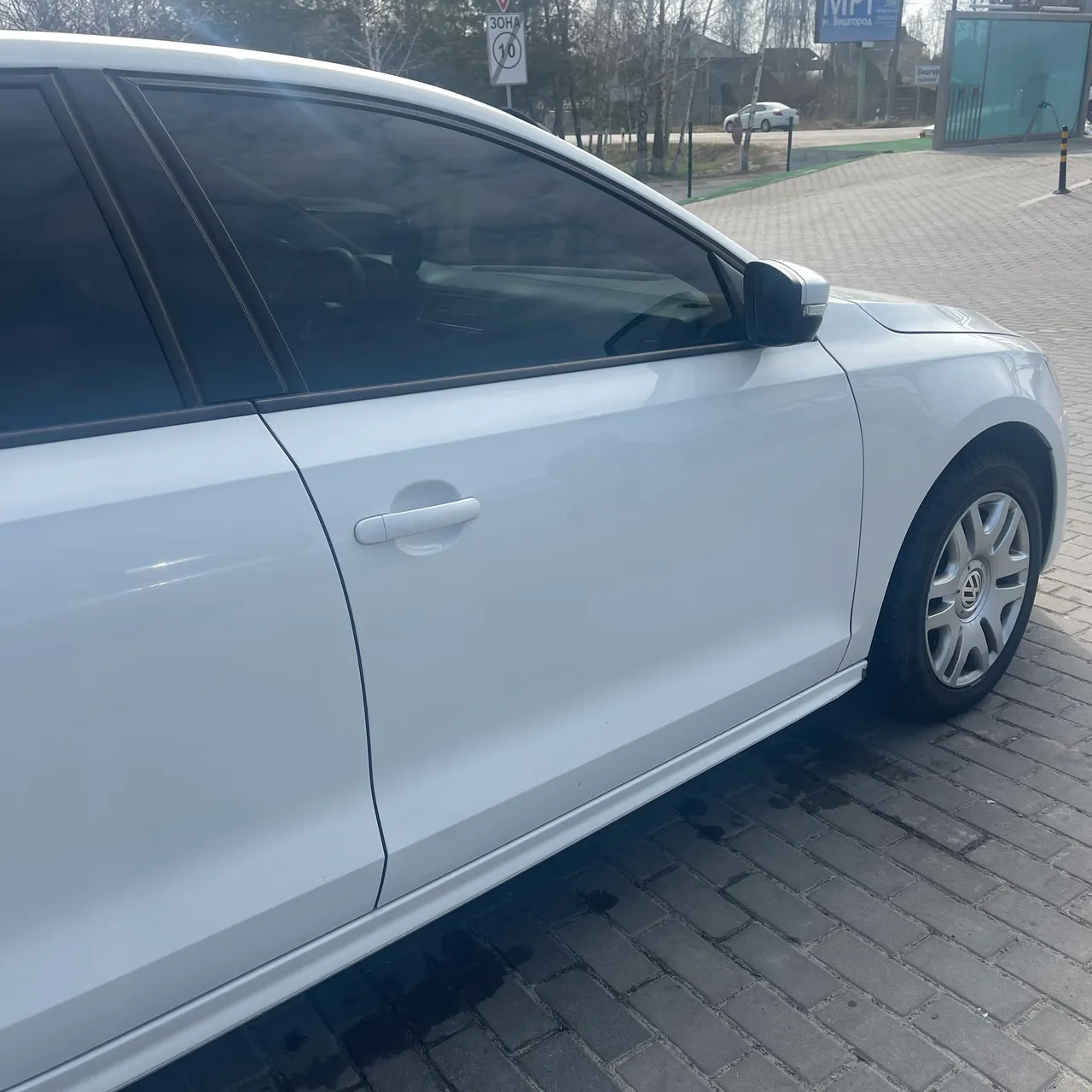 Volkswagen Jetta - фото 10