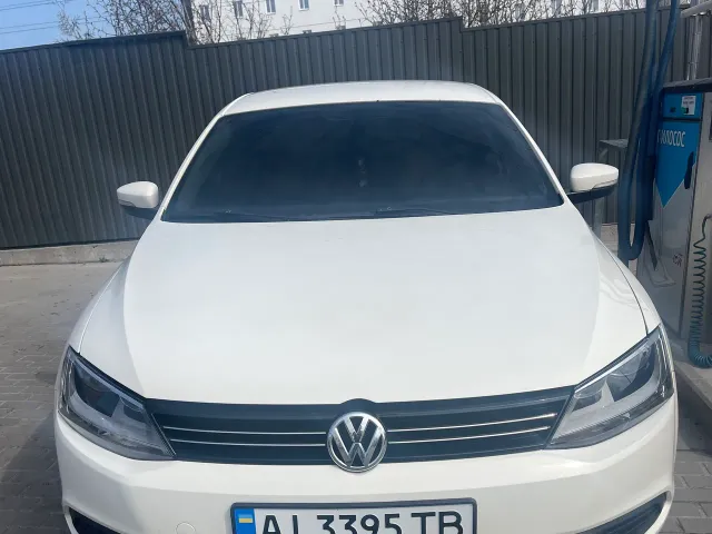 Volkswagen Jetta - фото 5