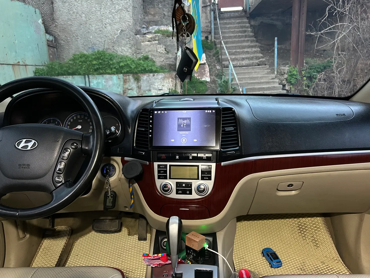 Hyundai Santa Fe - фото 7