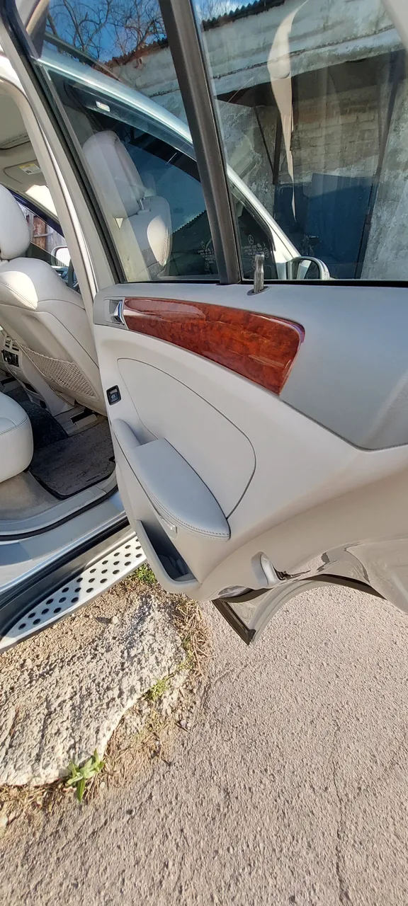 Mercedes-Benz M-Класс - фото 18