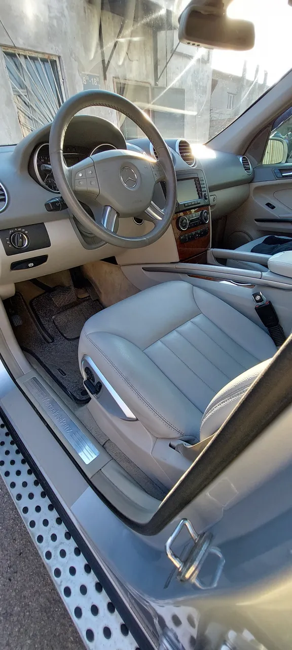 Mercedes-Benz M-Класс - фото 6