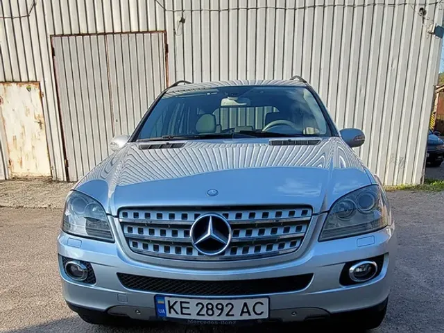 Mercedes-Benz M-Класс - фото 2