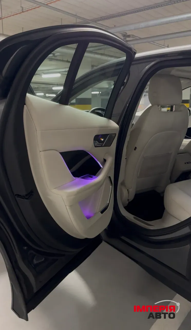 Jaguar I-Pace - фото 13