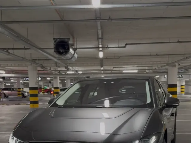 Jaguar I-Pace - фото 2