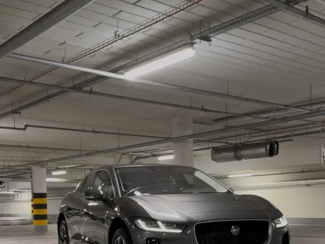 Jaguar I-Pace - фото 1