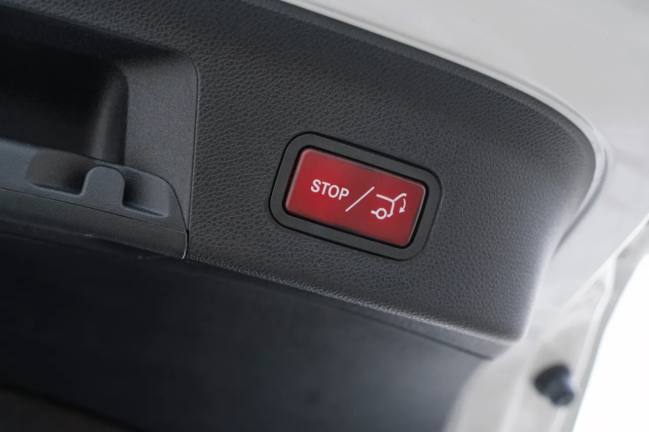 Mercedes-Benz GLE - фото 34