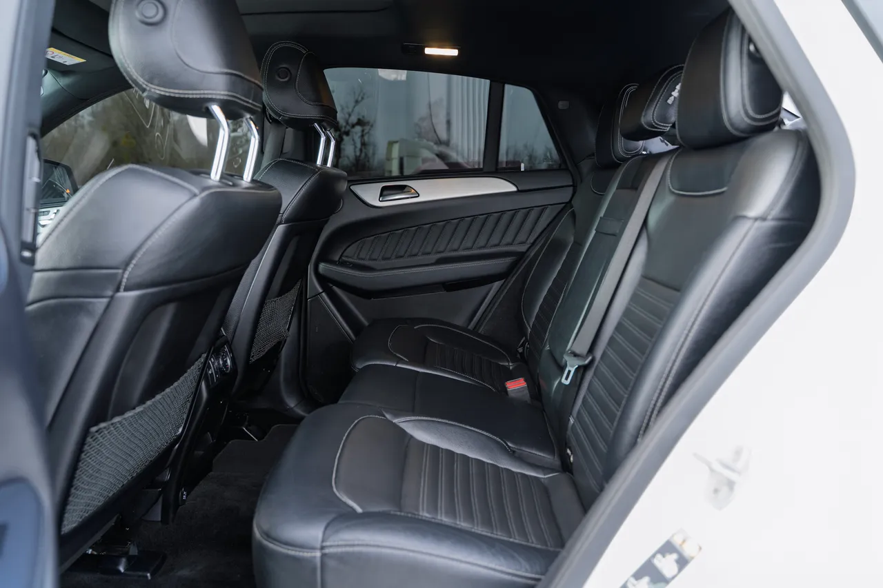 Mercedes-Benz GLE - фото 31
