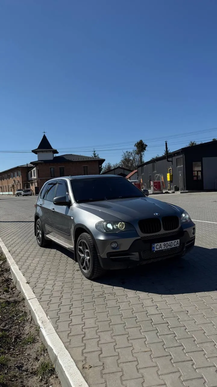 BMW X5 - фото 4