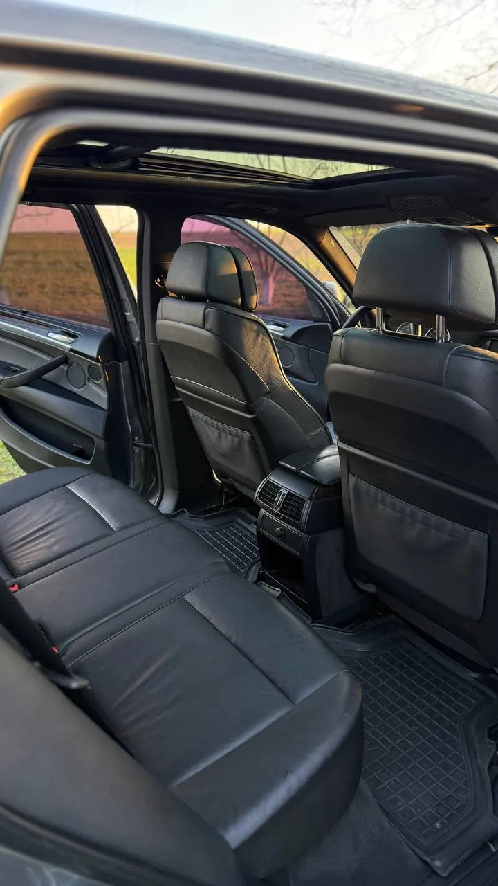 BMW X5 - фото 16