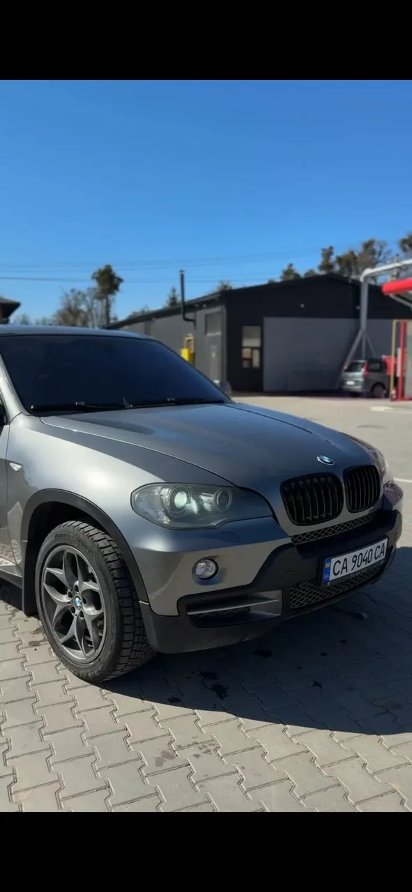 BMW X5 - фото 3