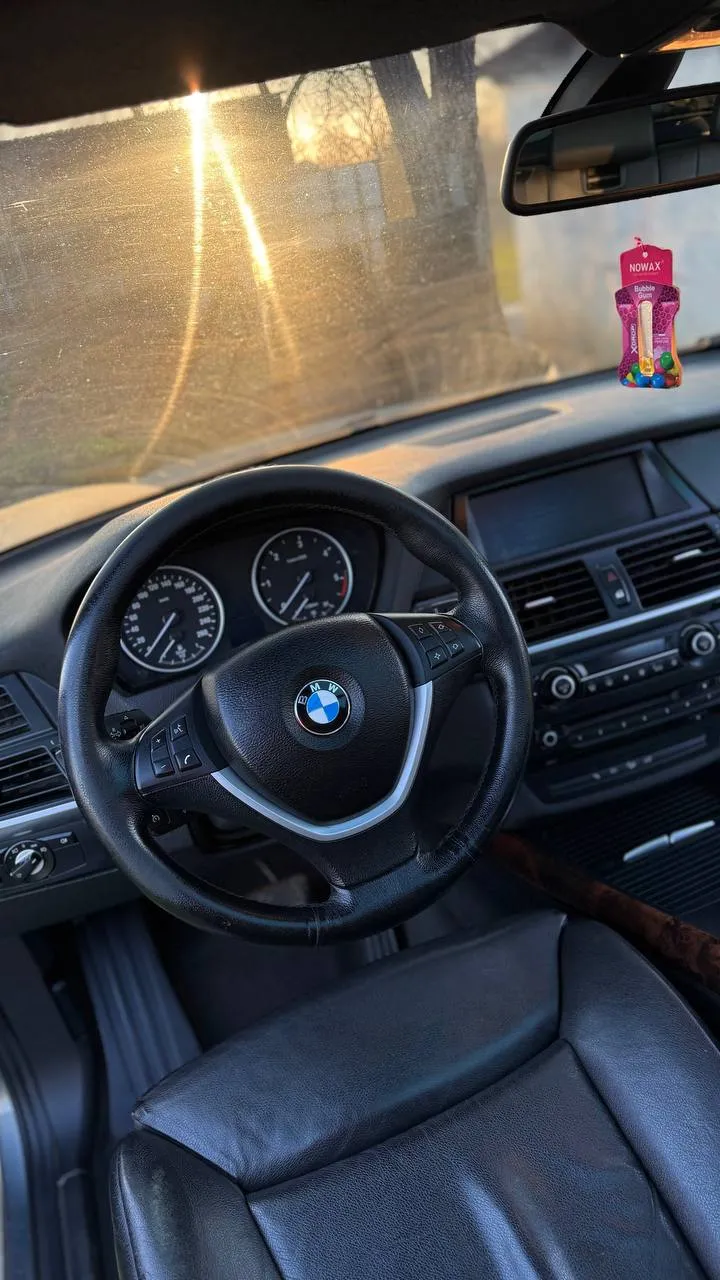 BMW X5 - фото 13