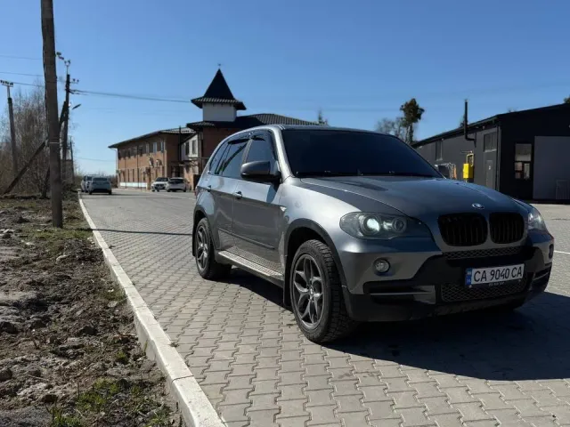 BMW X5 - фото 5