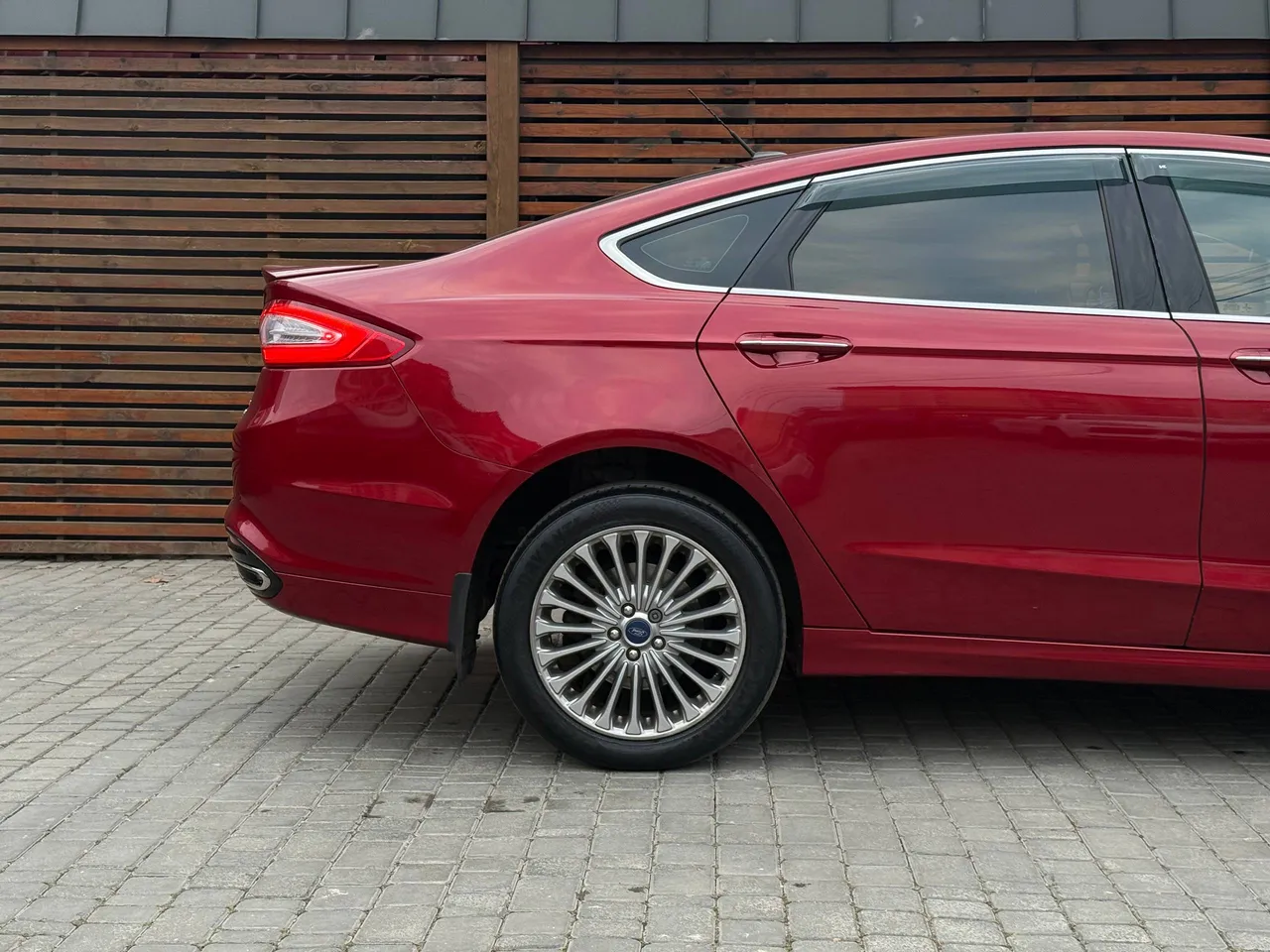 Ford Fusion USA - фото 14