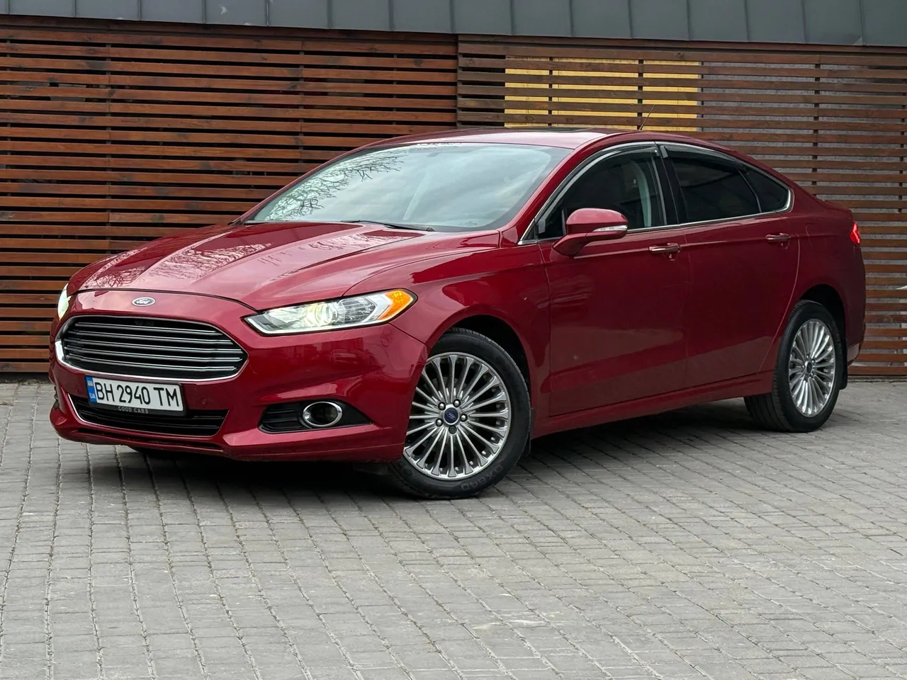 Ford Fusion USA - фото 1