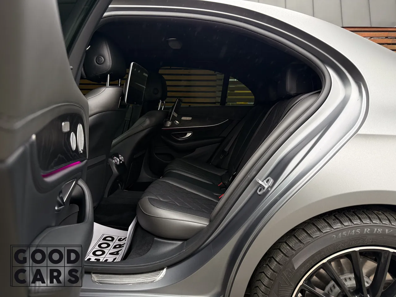 Mercedes-Benz E-Класс - фото 26